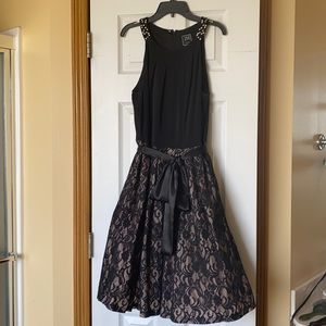 JH EVENINGS Dress with Lace Overlay Skirt